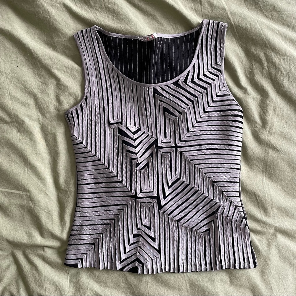 Vintage Obstinée sleeveless geometric print mesh sheer tank blouse